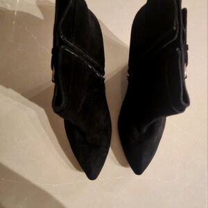 Women's Shoes: Gianvito Rossi, size  40.5 (10 1/2)